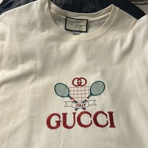 Authentic men’s Gucci tennis T-shirt